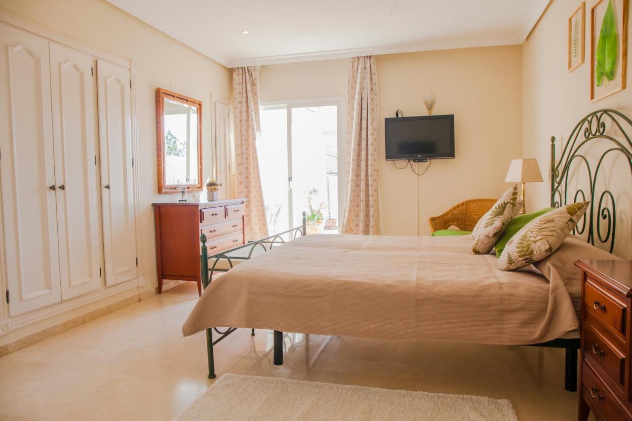Dominion Apartments Estepona Buitenkant foto