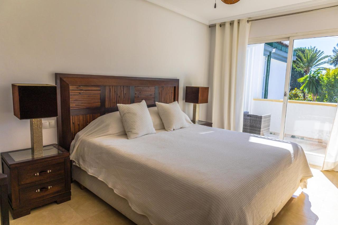 Dominion Apartments Estepona Buitenkant foto