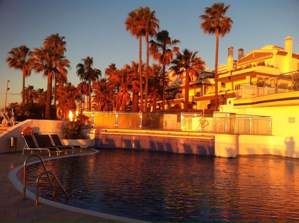 Dominion Apartments Estepona Buitenkant foto